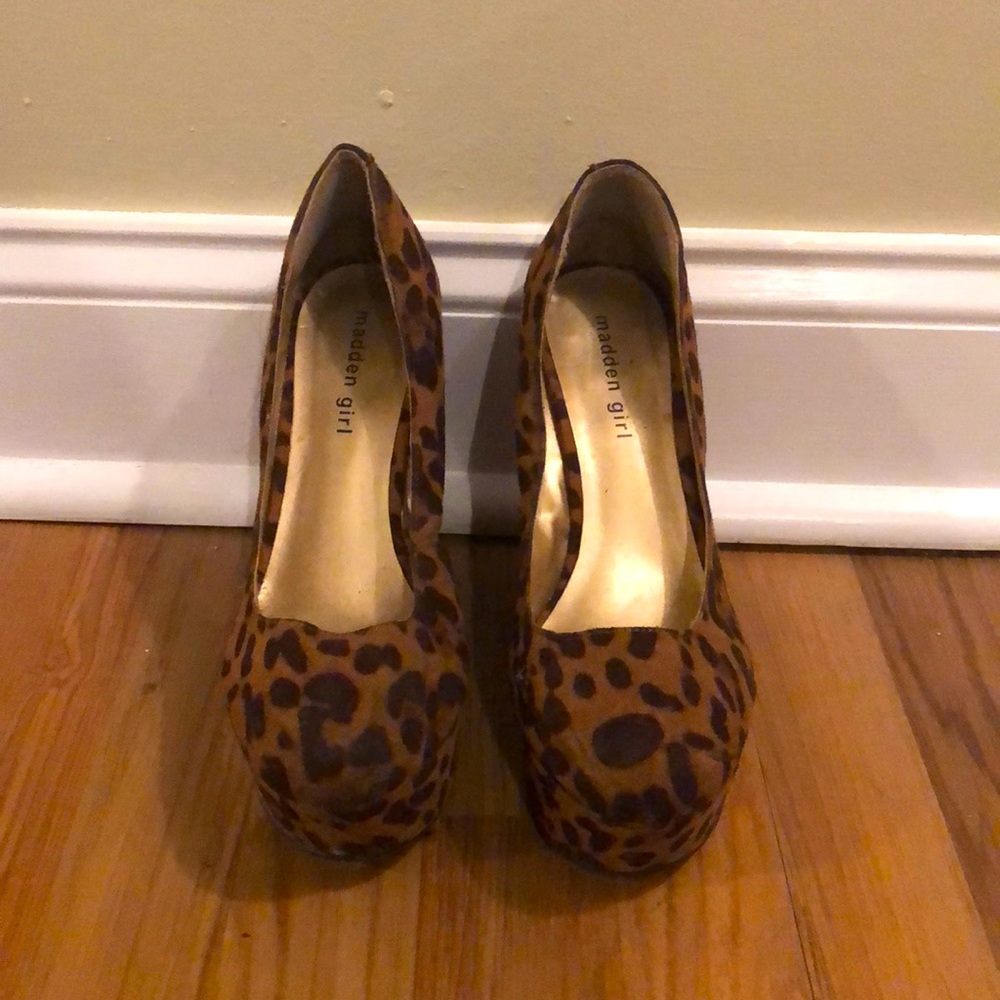Madden Girl leopard print wedges